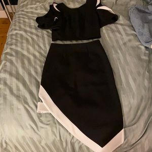 Sexy Kendall & Kylie two-piece outfit